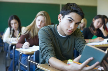 Освіта за кордоном, туризм та цікаві факти Середня та вища освіта за кордоном